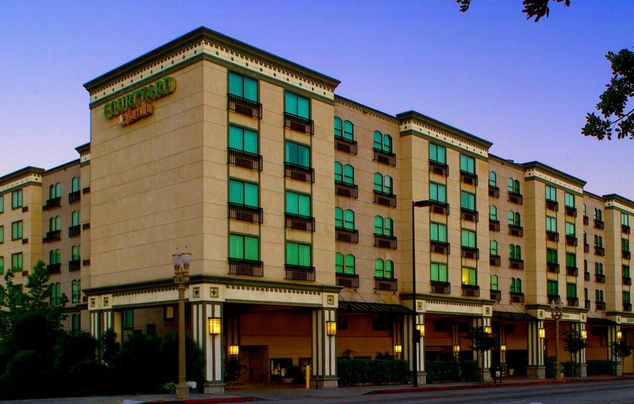 Courtyard By Marriott Los Angeles Pasadena Old Town Экстерьер фото